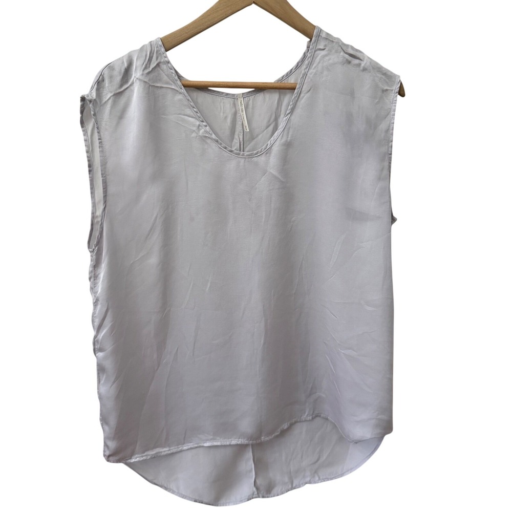 Hello Nite Blouse Medium Lavender Grey Sleeveless V-Neck High-Low Hem Silky Top